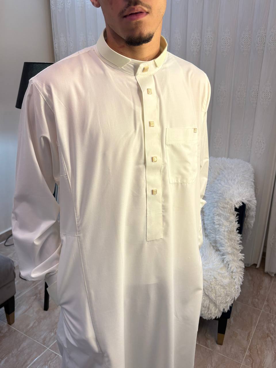 قميص رجالي أنيق بتصميم عصري 2026